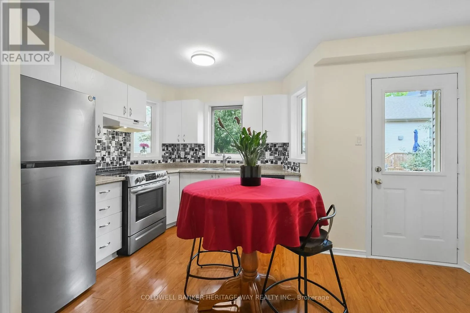 3 NORTH RIDGE MANOR