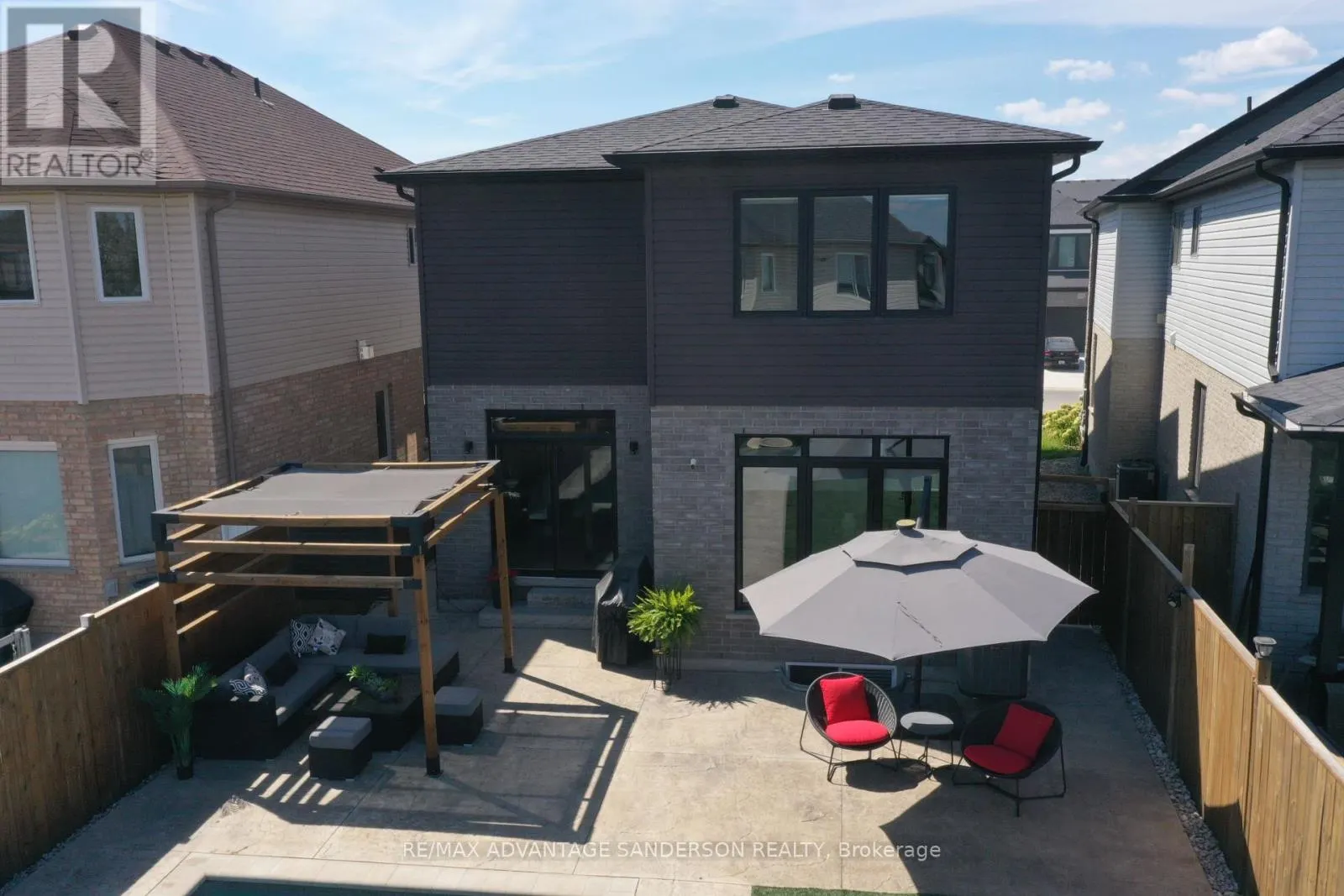 3450 PAULPEEL AVENUE