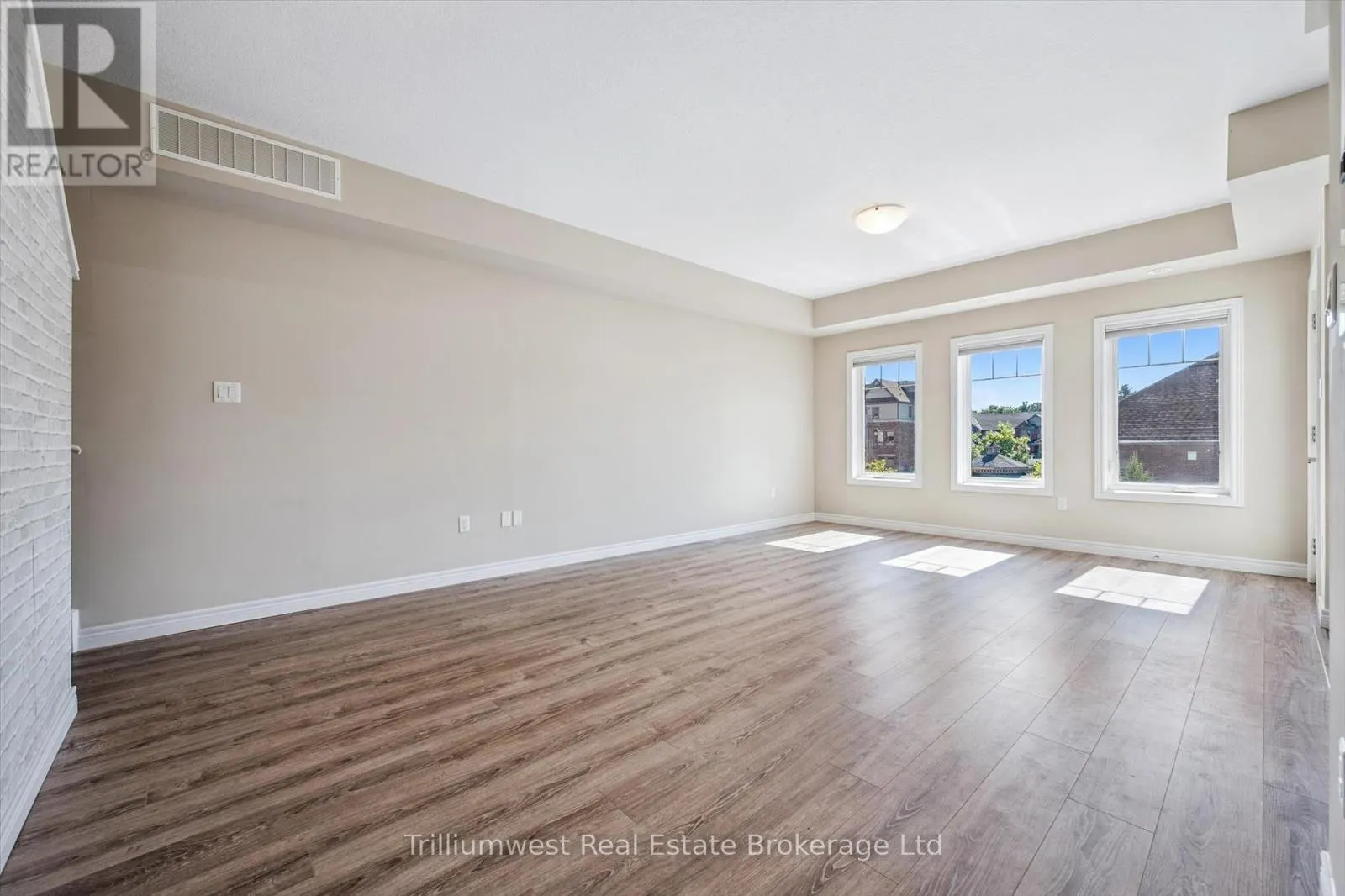 13 - 39 KAY CRESCENT, #13