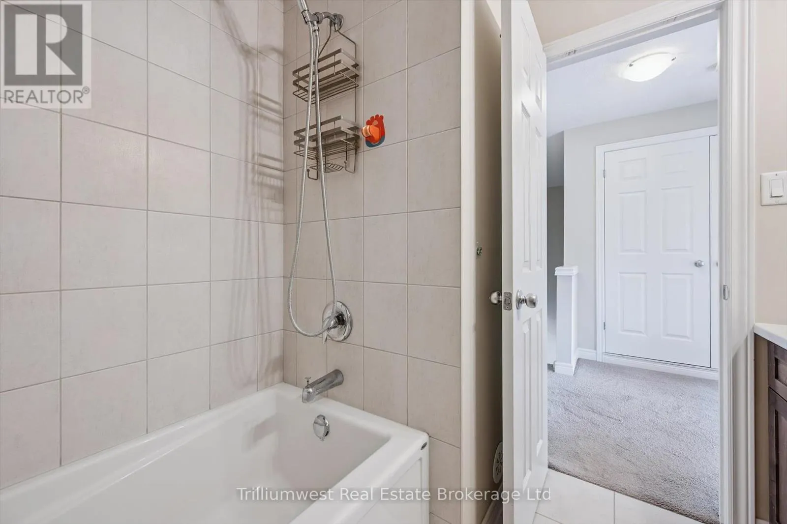 13 - 39 KAY CRESCENT, #13