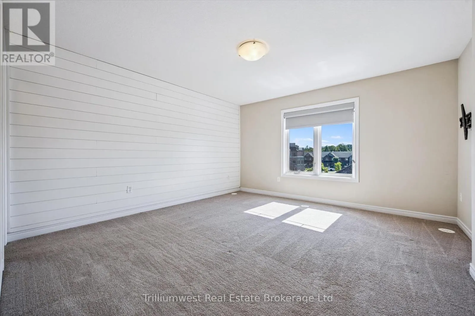13 - 39 KAY CRESCENT, #13