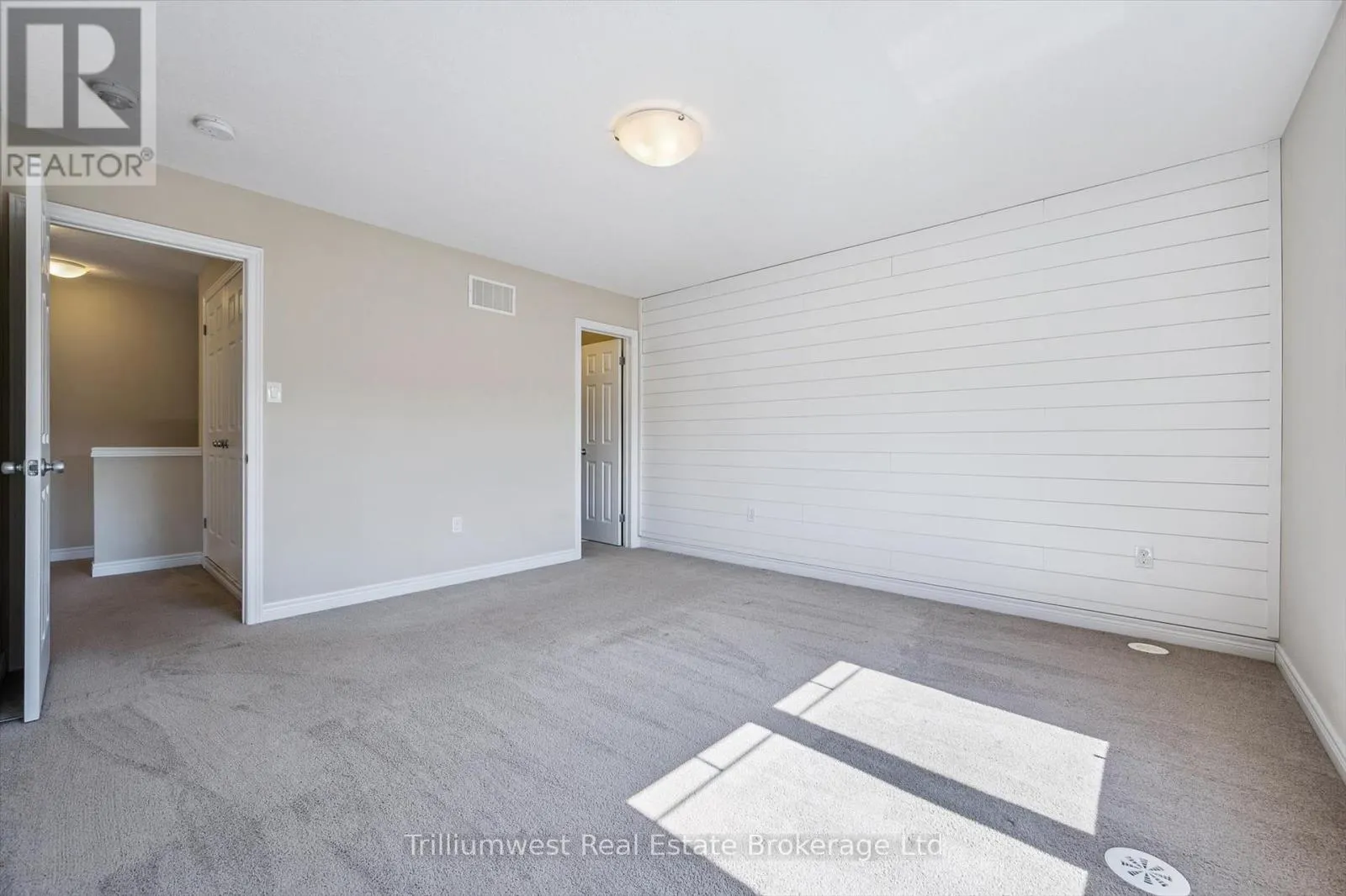 13 - 39 KAY CRESCENT, #13