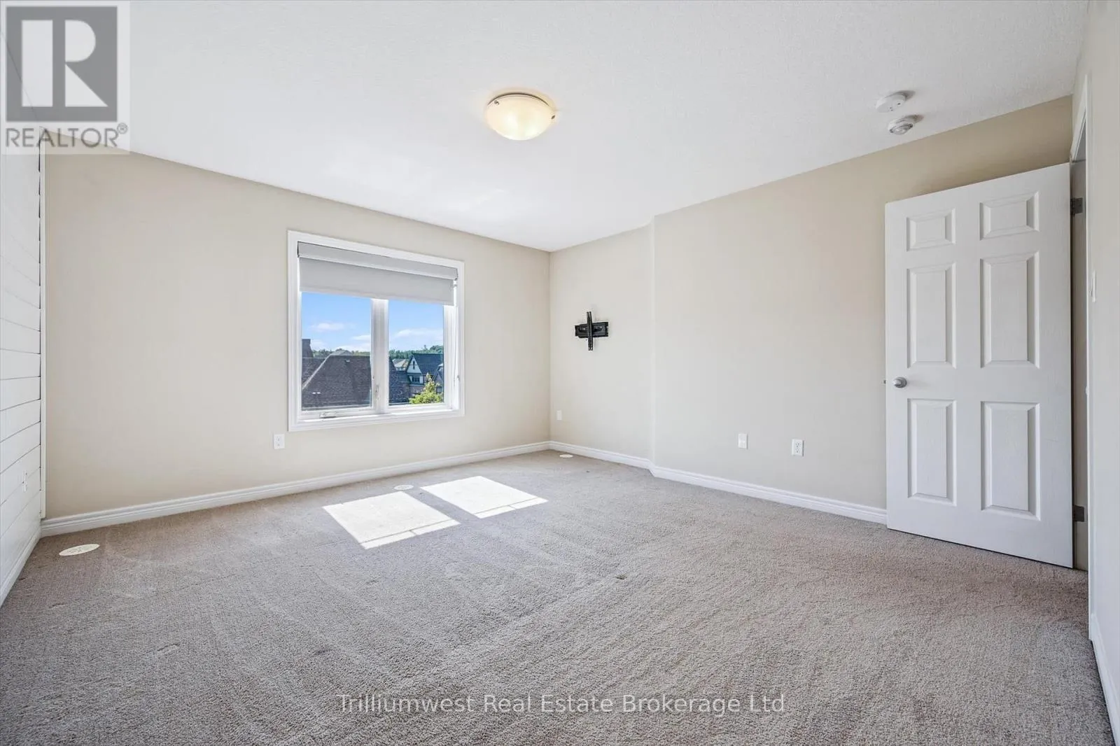 13 - 39 KAY CRESCENT, #13