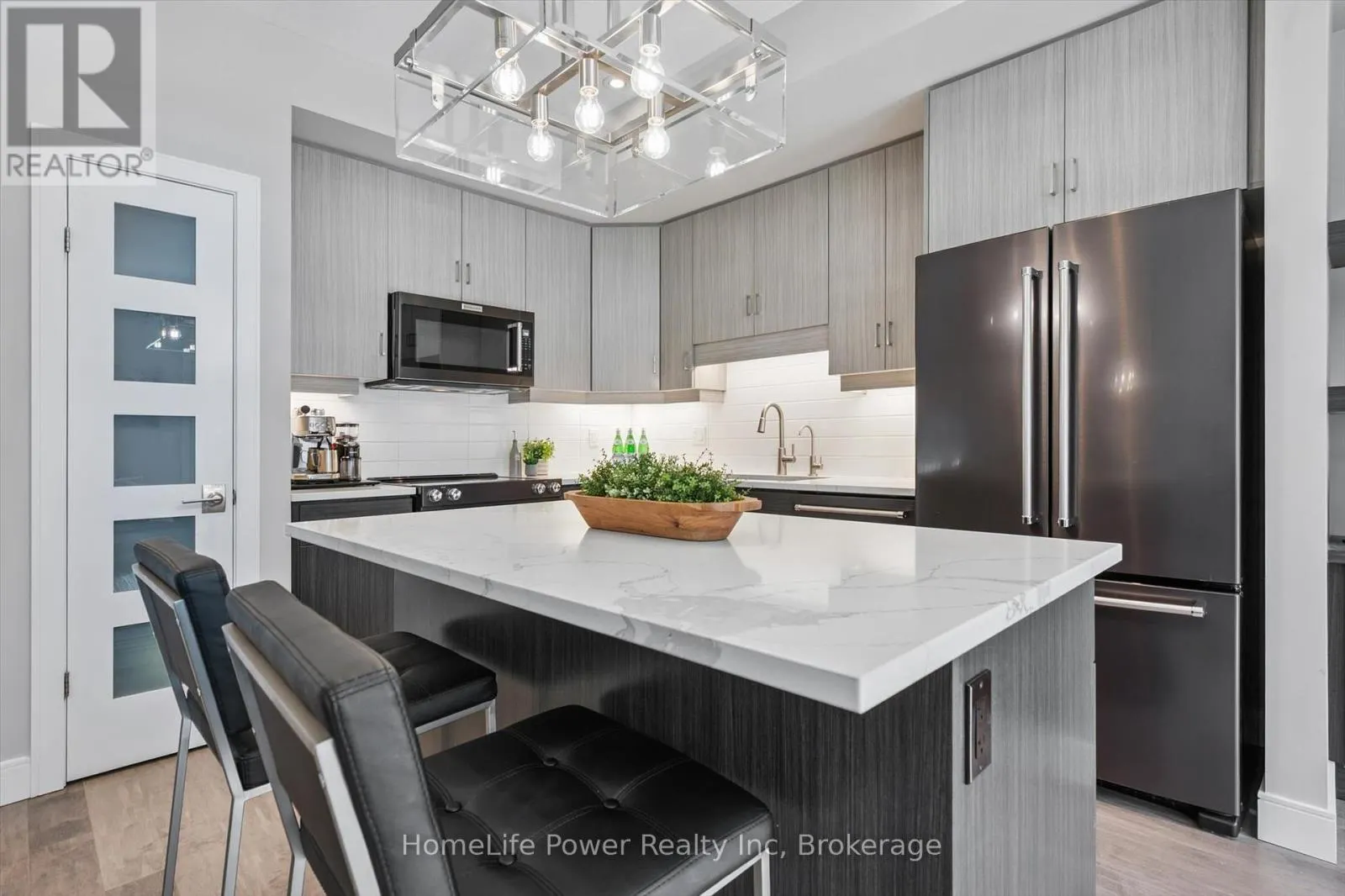 106 - 60 ARKELL ROAD, #106