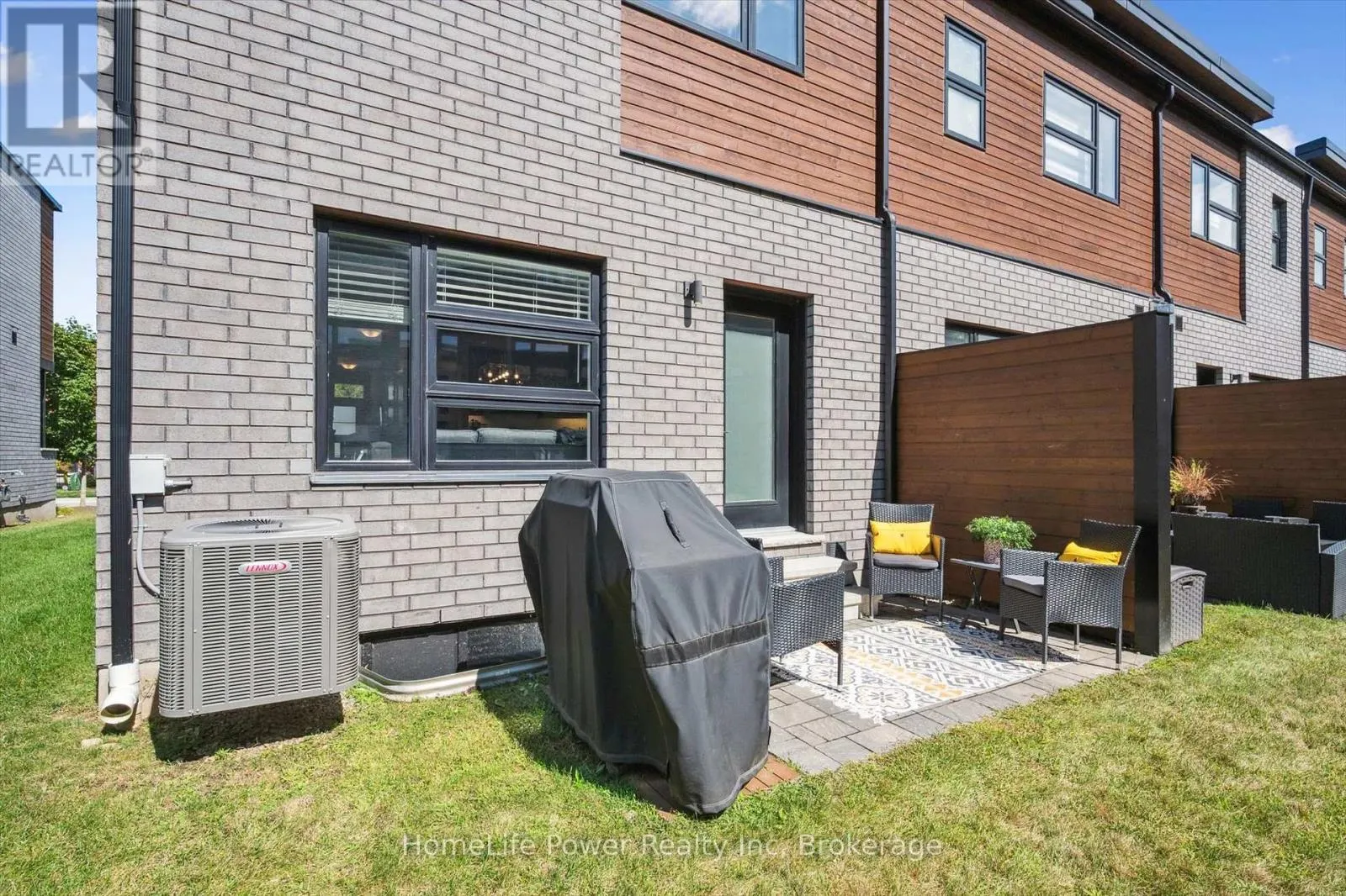 106 - 60 ARKELL ROAD, #106