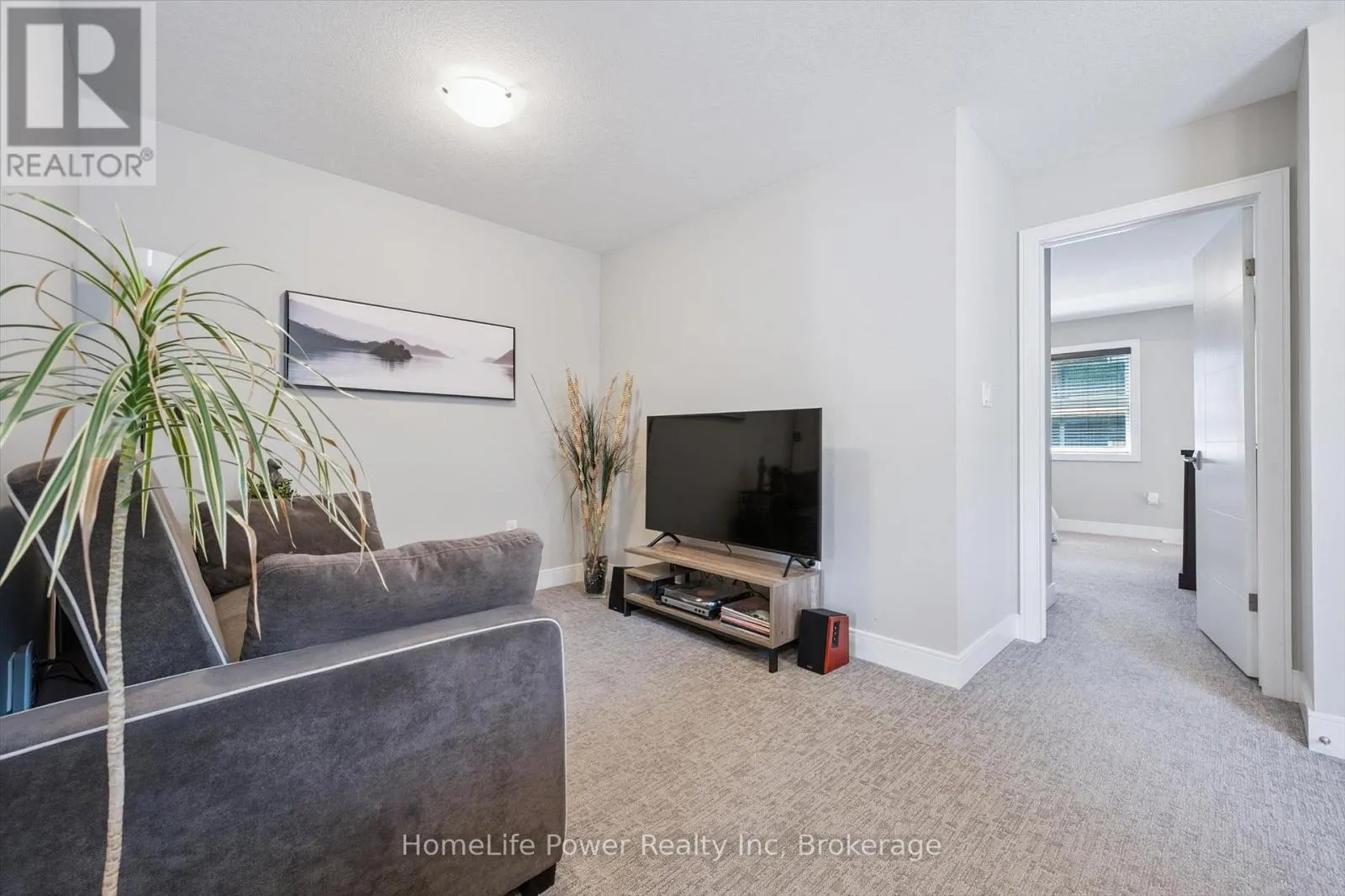 106 - 60 ARKELL ROAD, #106