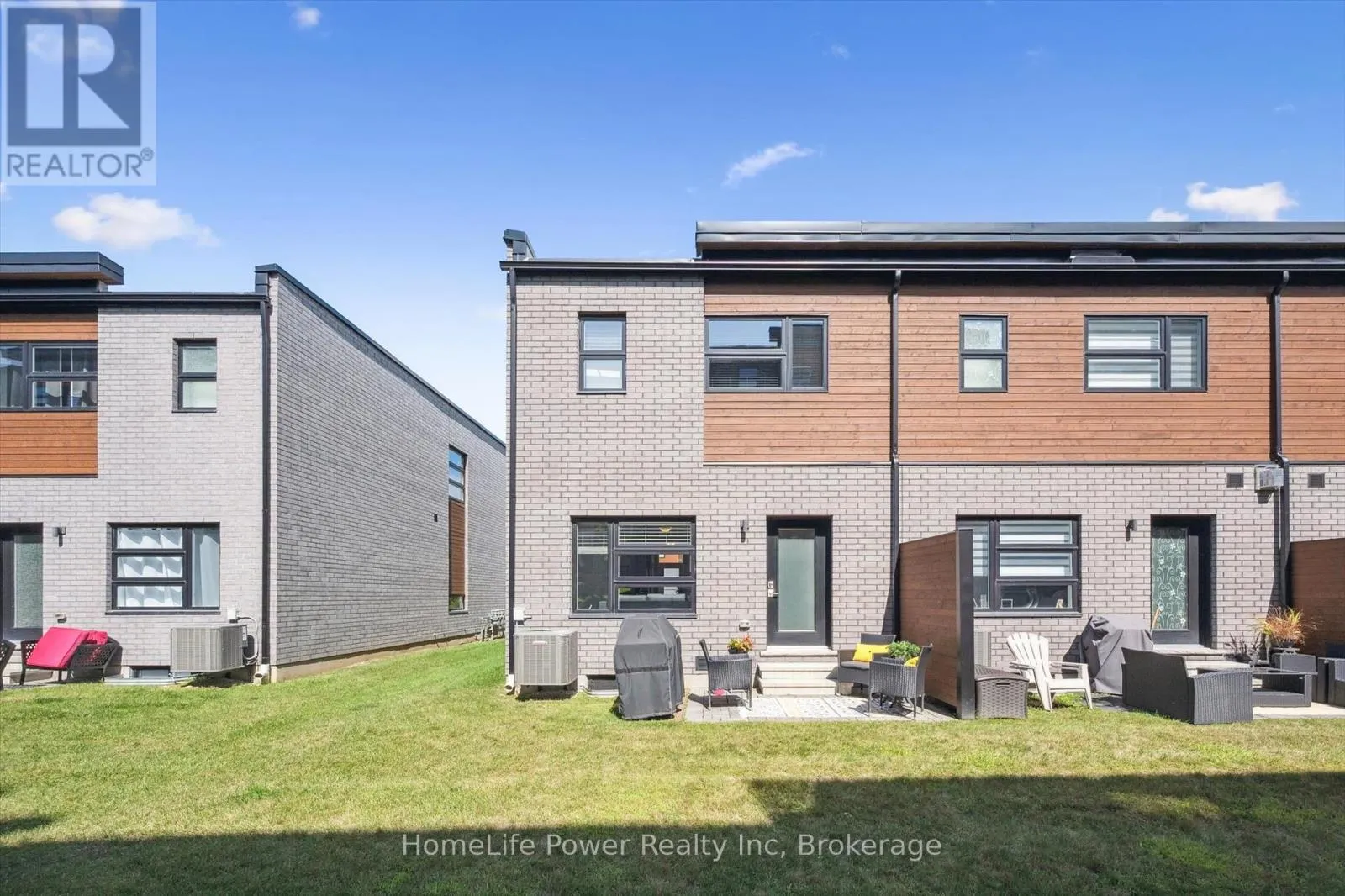 106 - 60 ARKELL ROAD, #106
