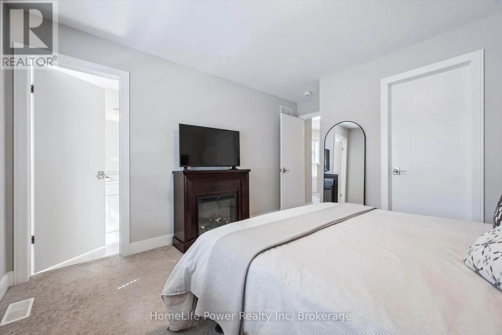 106 - 60 ARKELL ROAD, #106