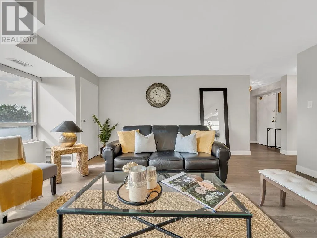 611 - 521 RIVERSIDE DRIVE, #611