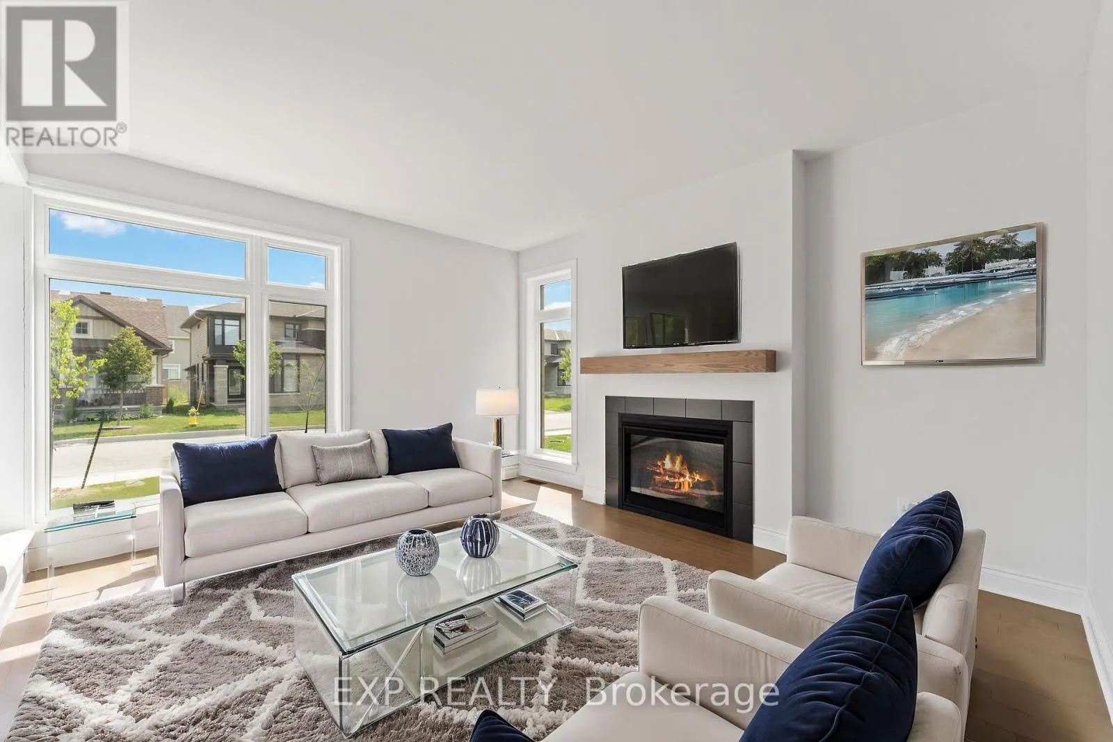 156 FINSBURY AVENUE E