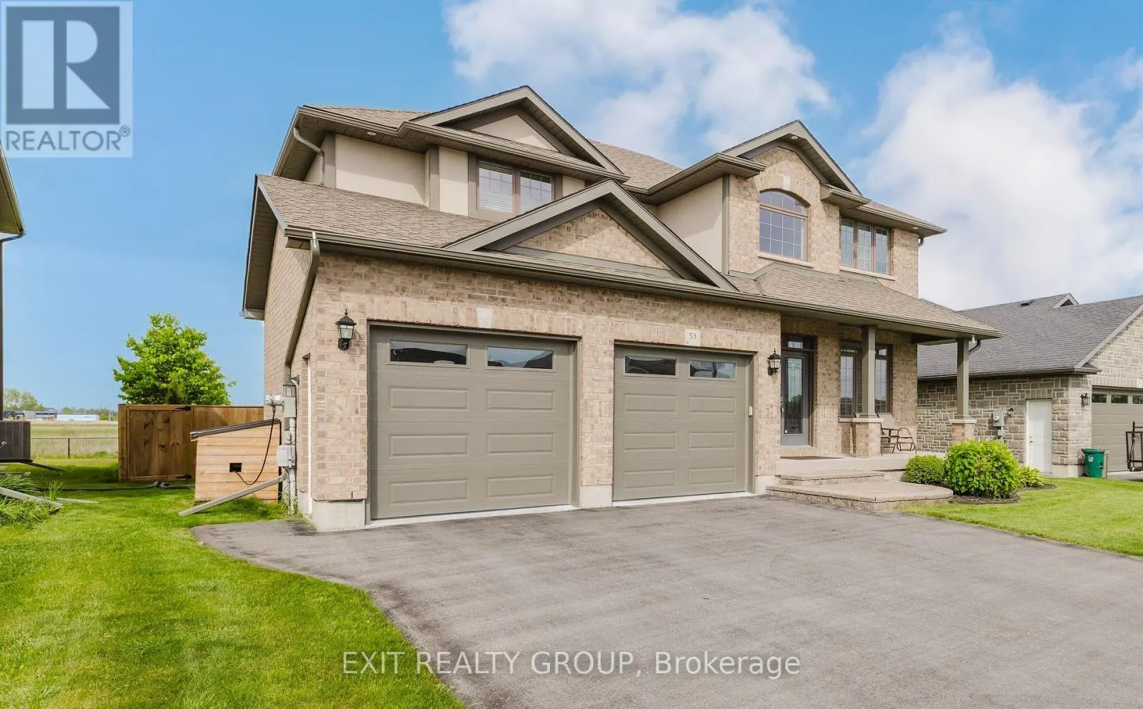 53 HAMPTON RIDGE DRIVE