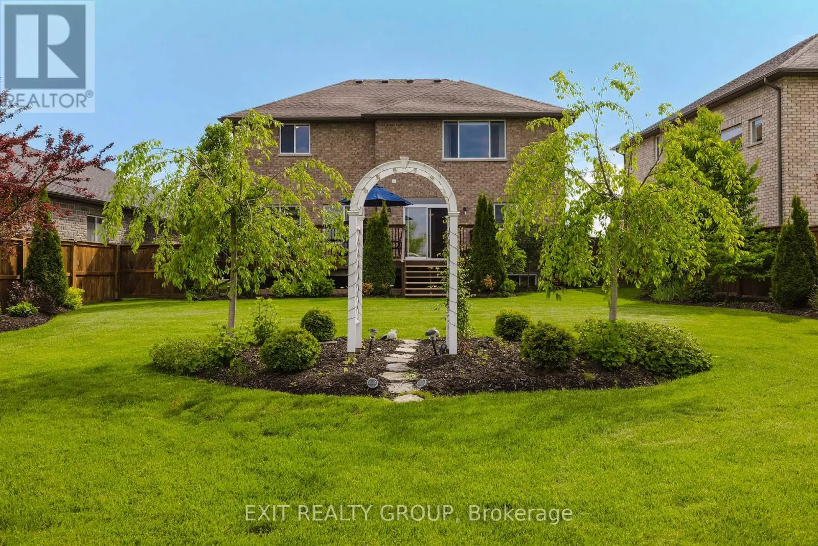 53 HAMPTON RIDGE DRIVE