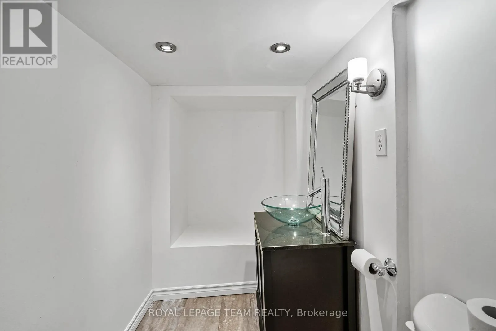 47 SECOND AVENUE