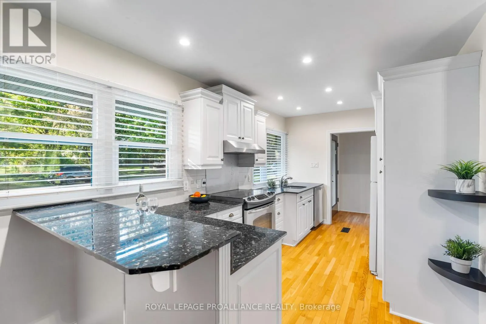 7 HUTTON DRIVE