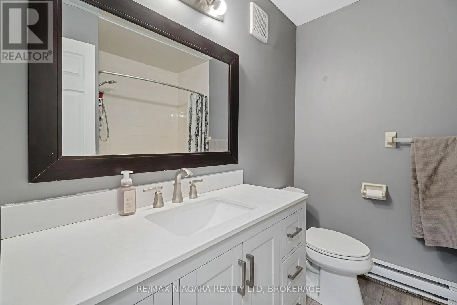 302 - 78 WELLAND STREET N, #302