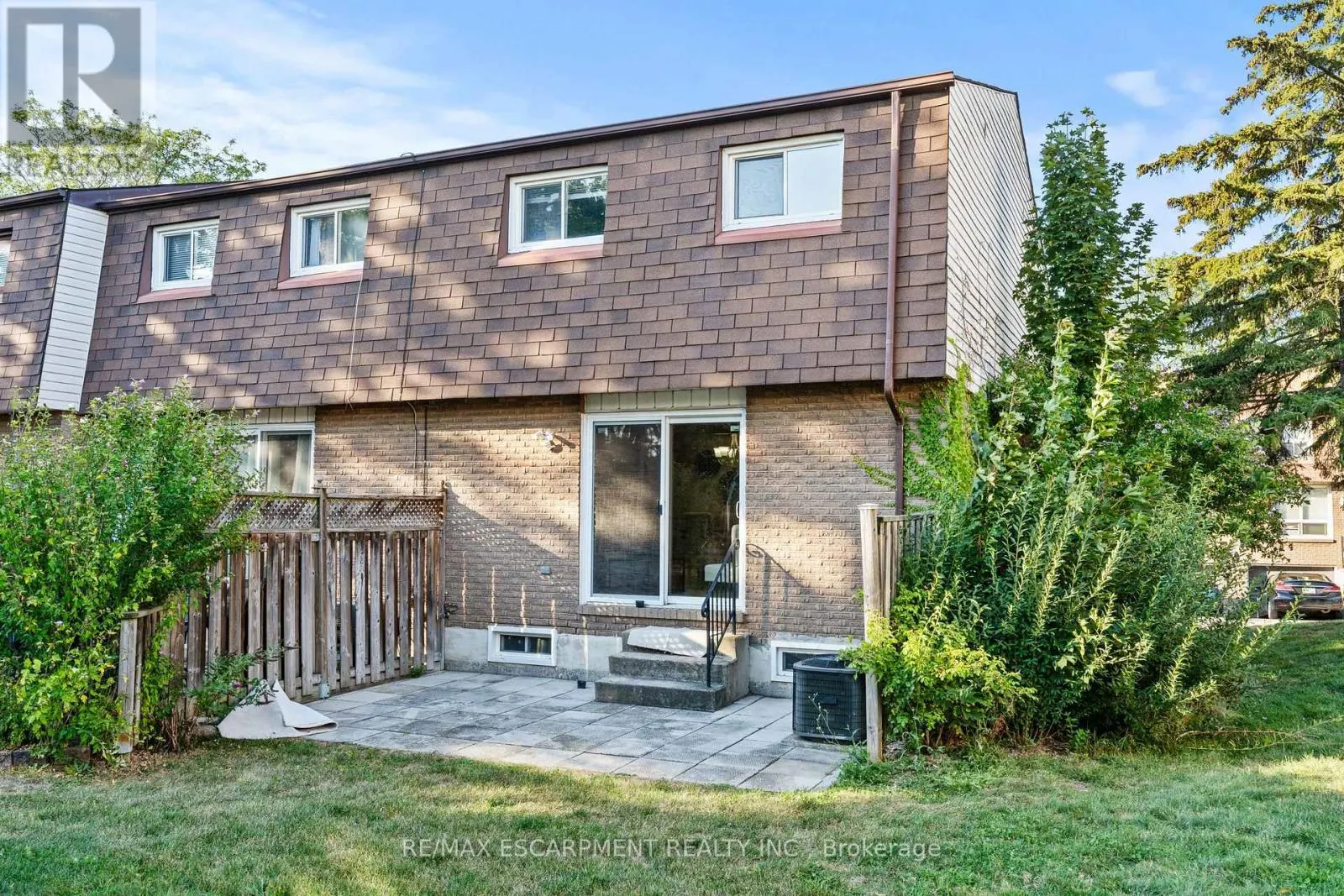 33 - 1301 UPPER GAGE AVENUE