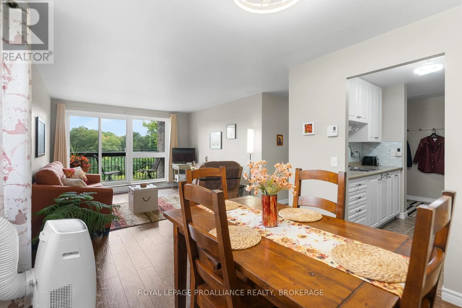 515 - 358 QUEEN MARY ROAD, #515