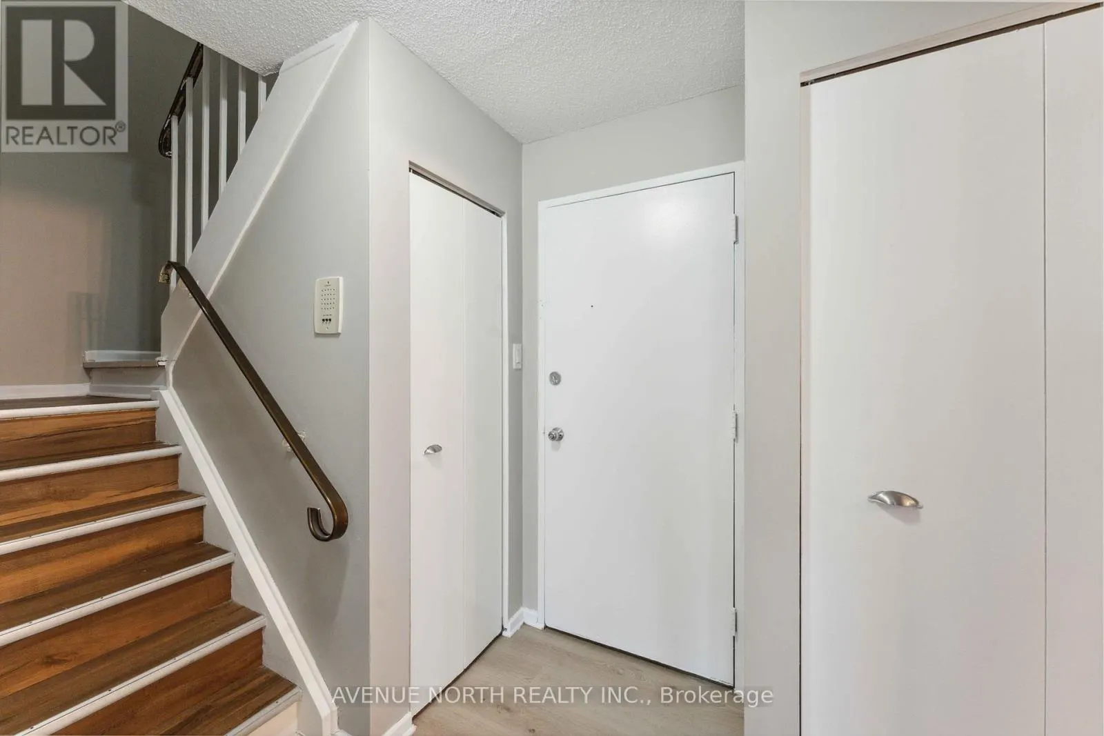 34J - 1958 JASMINE CRESCENT