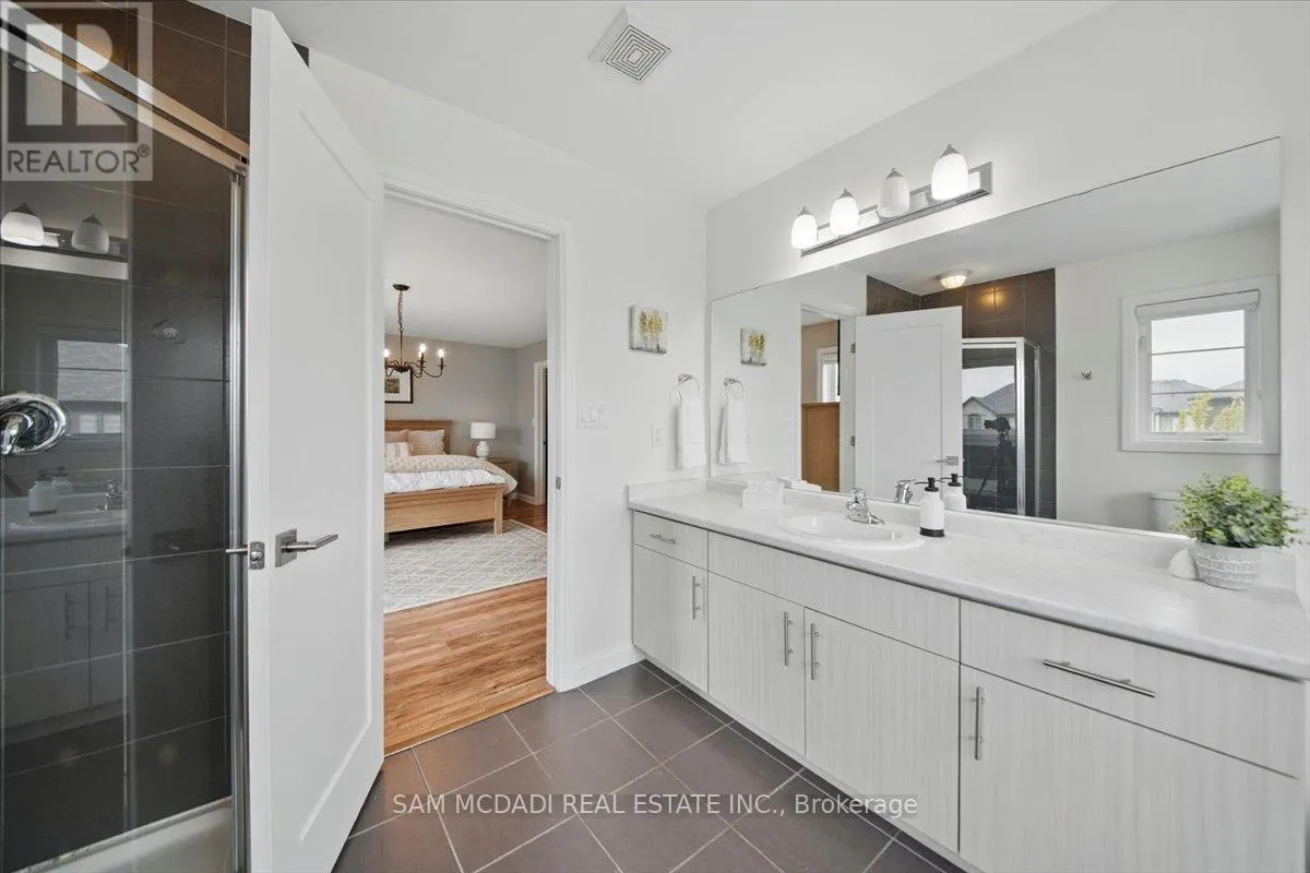 4 ROULEY LANE
