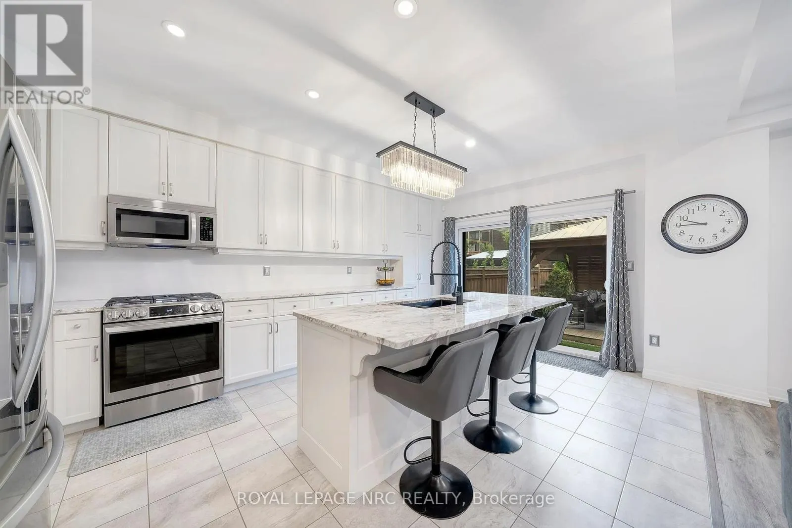 4082 HEALING STREET