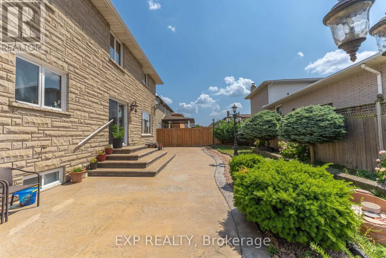 2 GLENCREST AVENUE