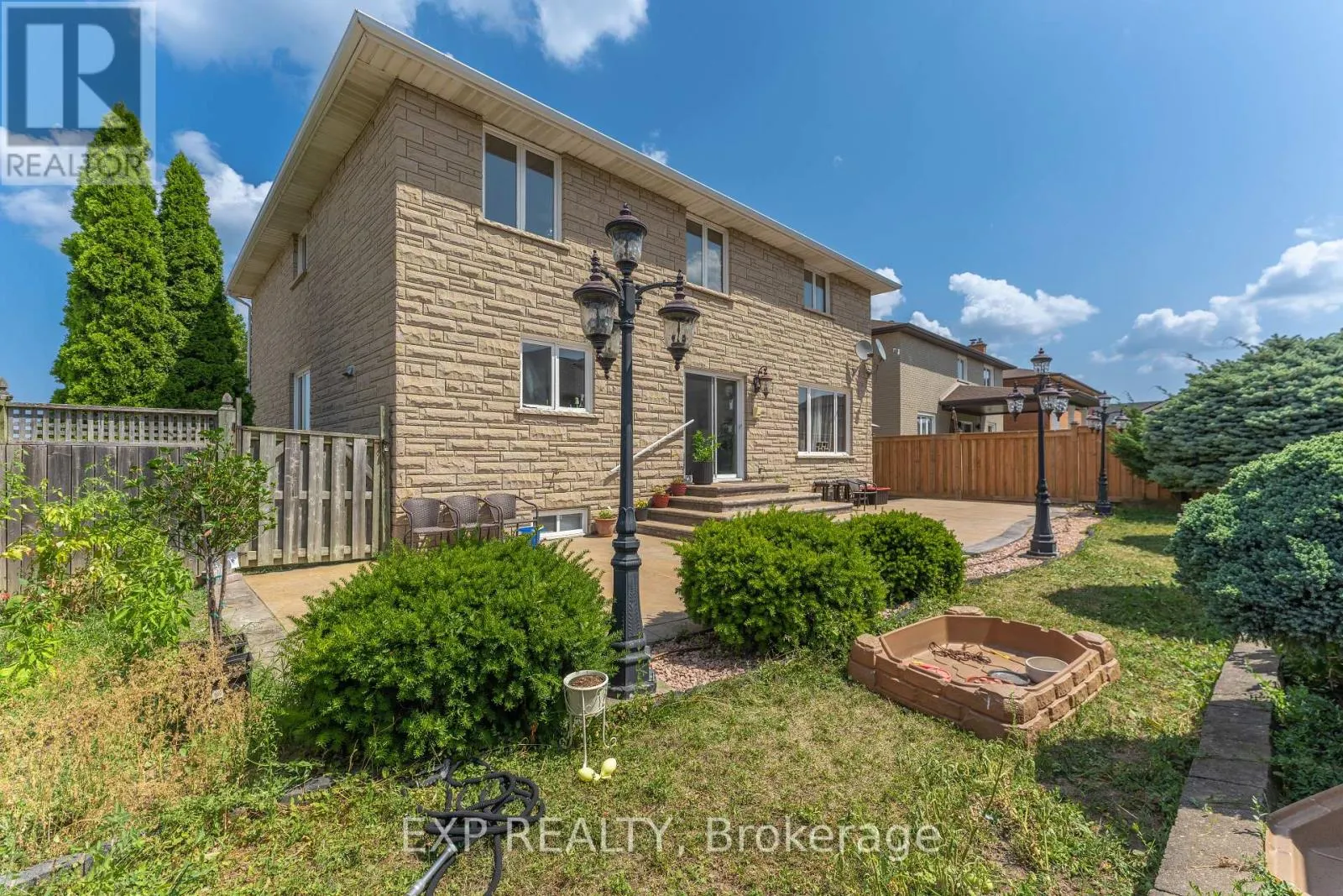 2 GLENCREST AVENUE