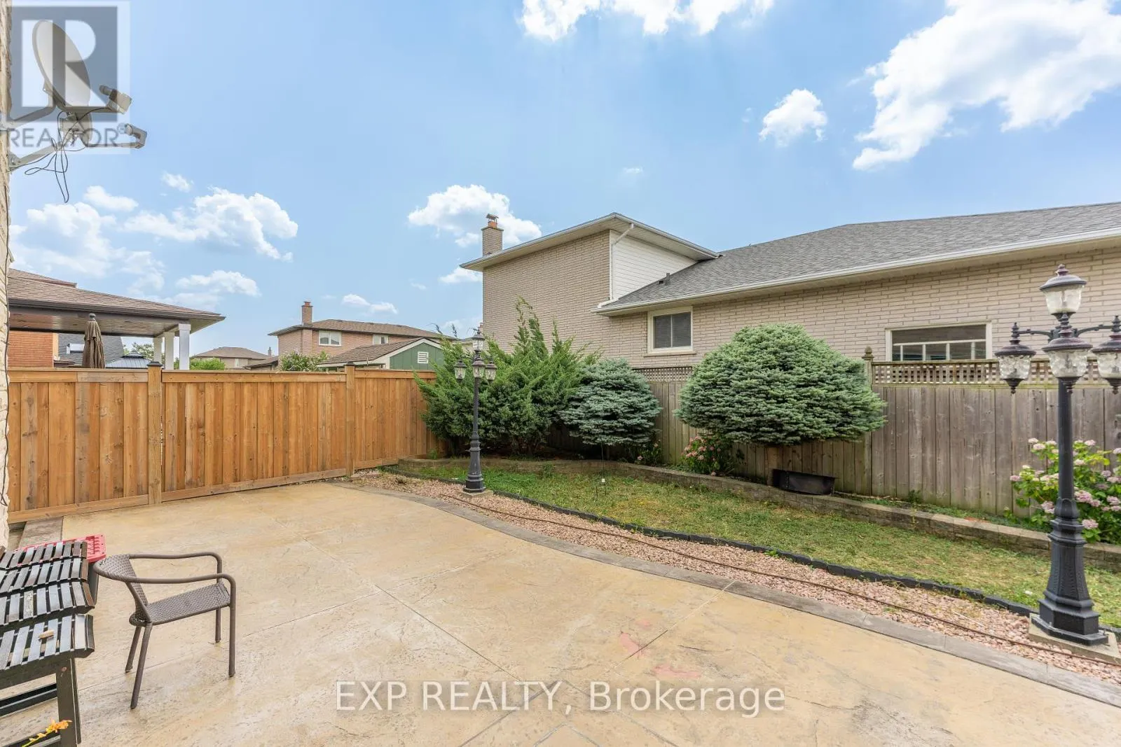 2 GLENCREST AVENUE