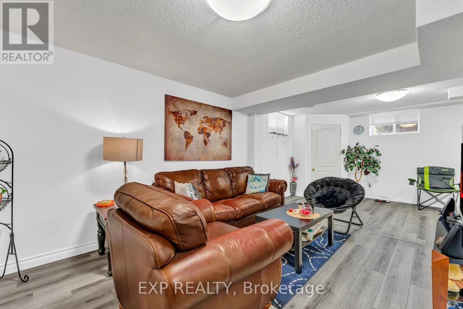 2 GLENCREST AVENUE