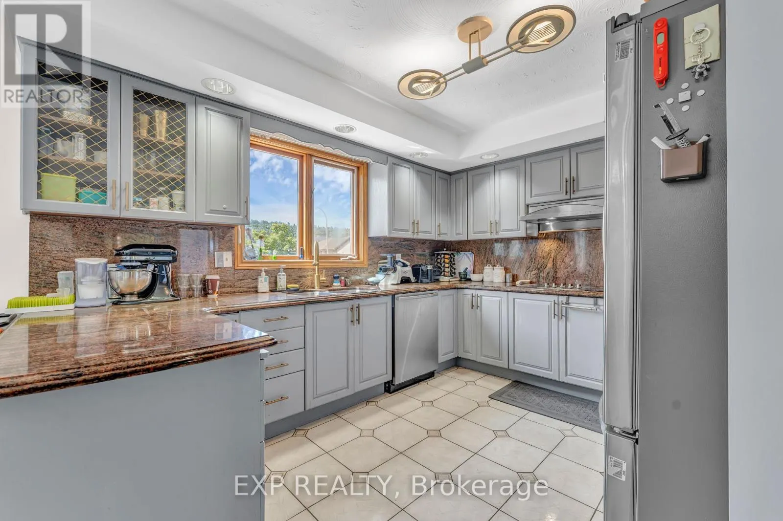 2 GLENCREST AVENUE