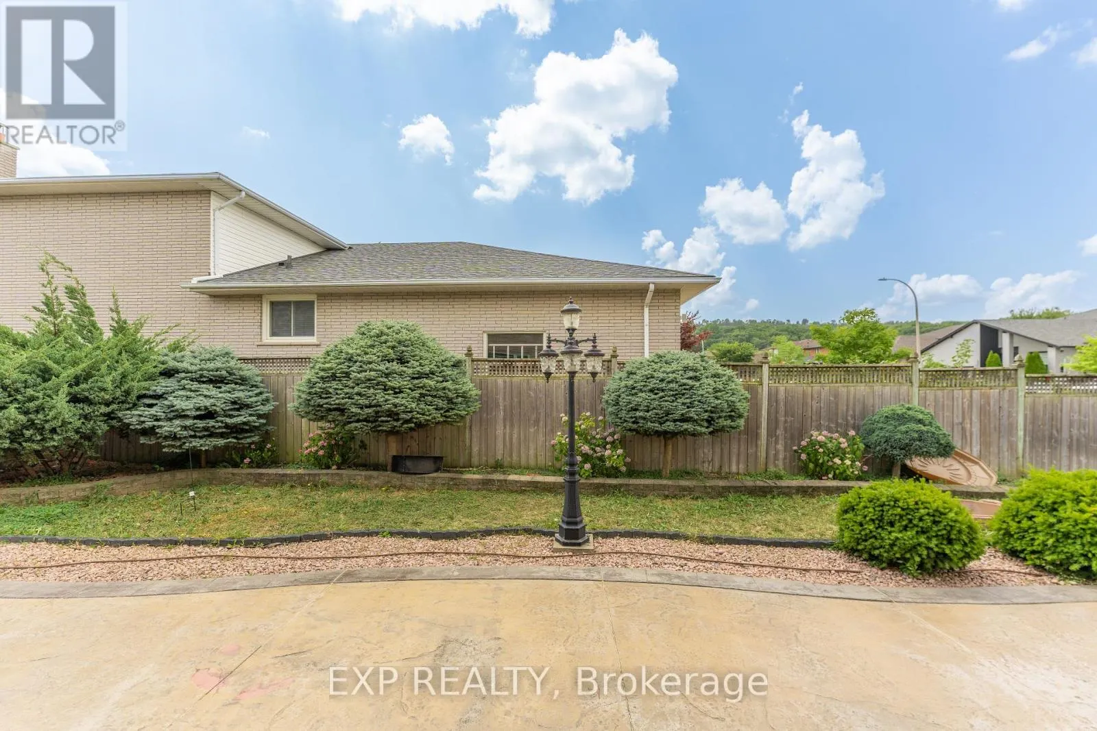 2 GLENCREST AVENUE