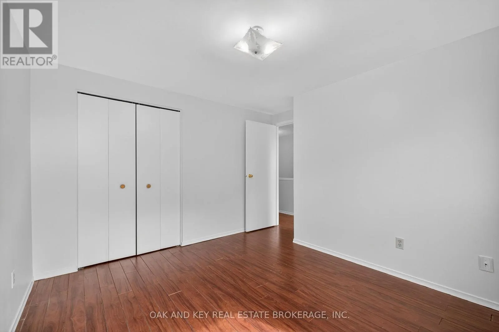 800 MONSARRAT AVENUE