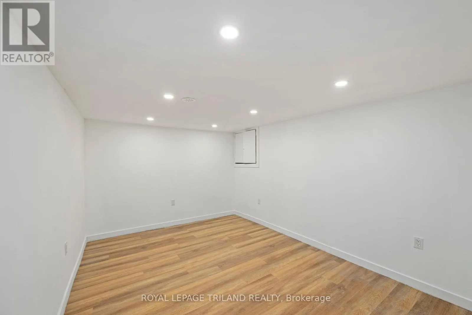 403 TOWER HEIGHTS DRIVE