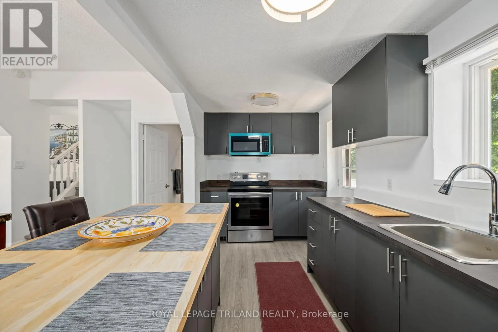 403 TOWER HEIGHTS DRIVE