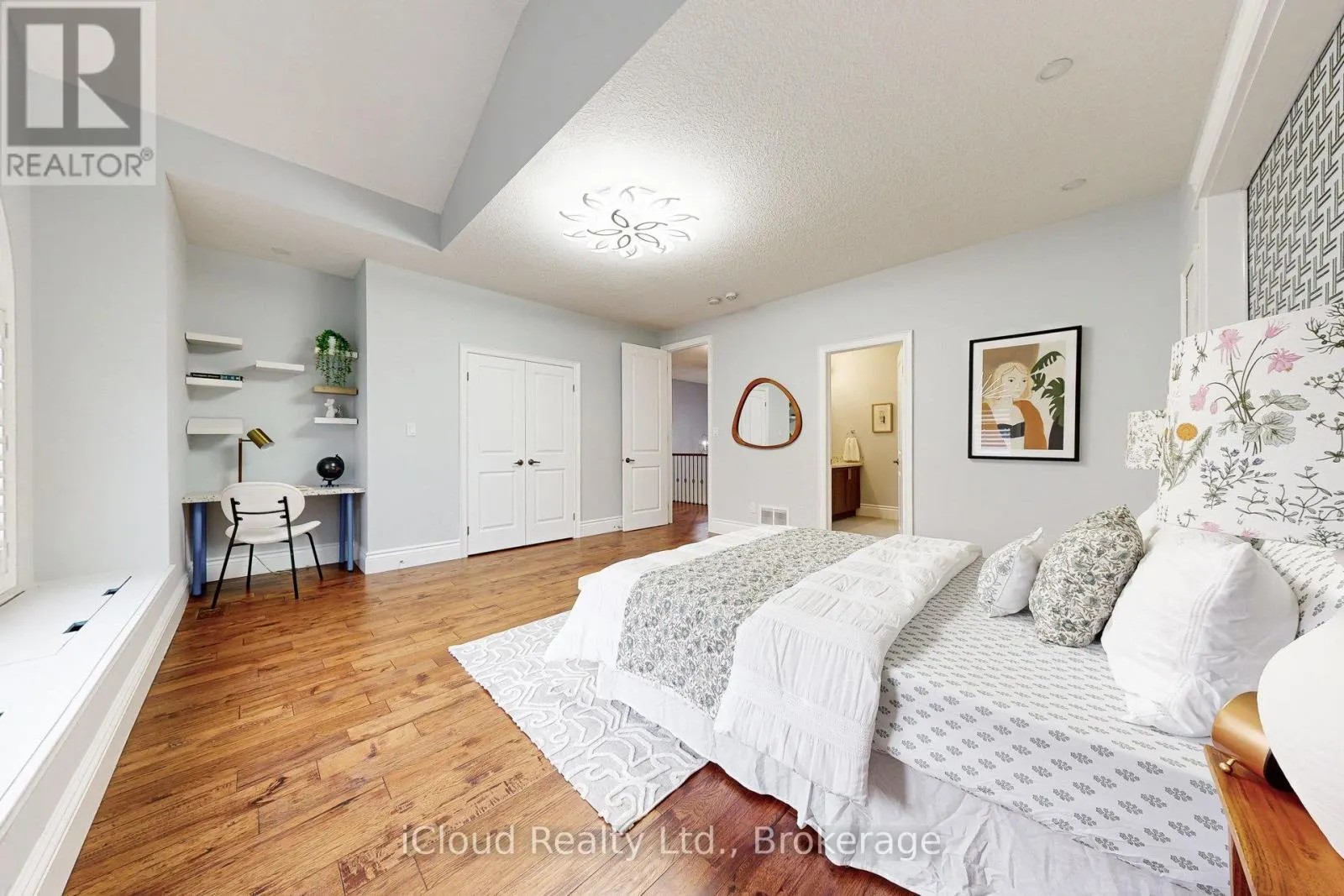 7 RIESLING COURT
