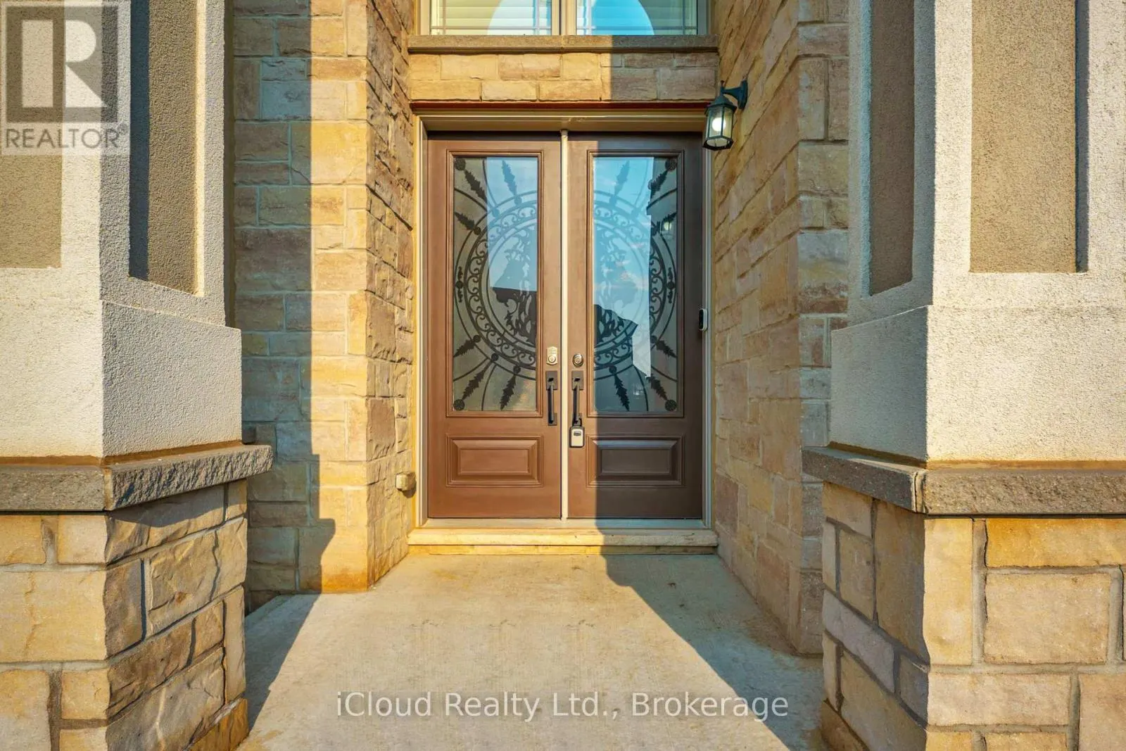 7 RIESLING COURT