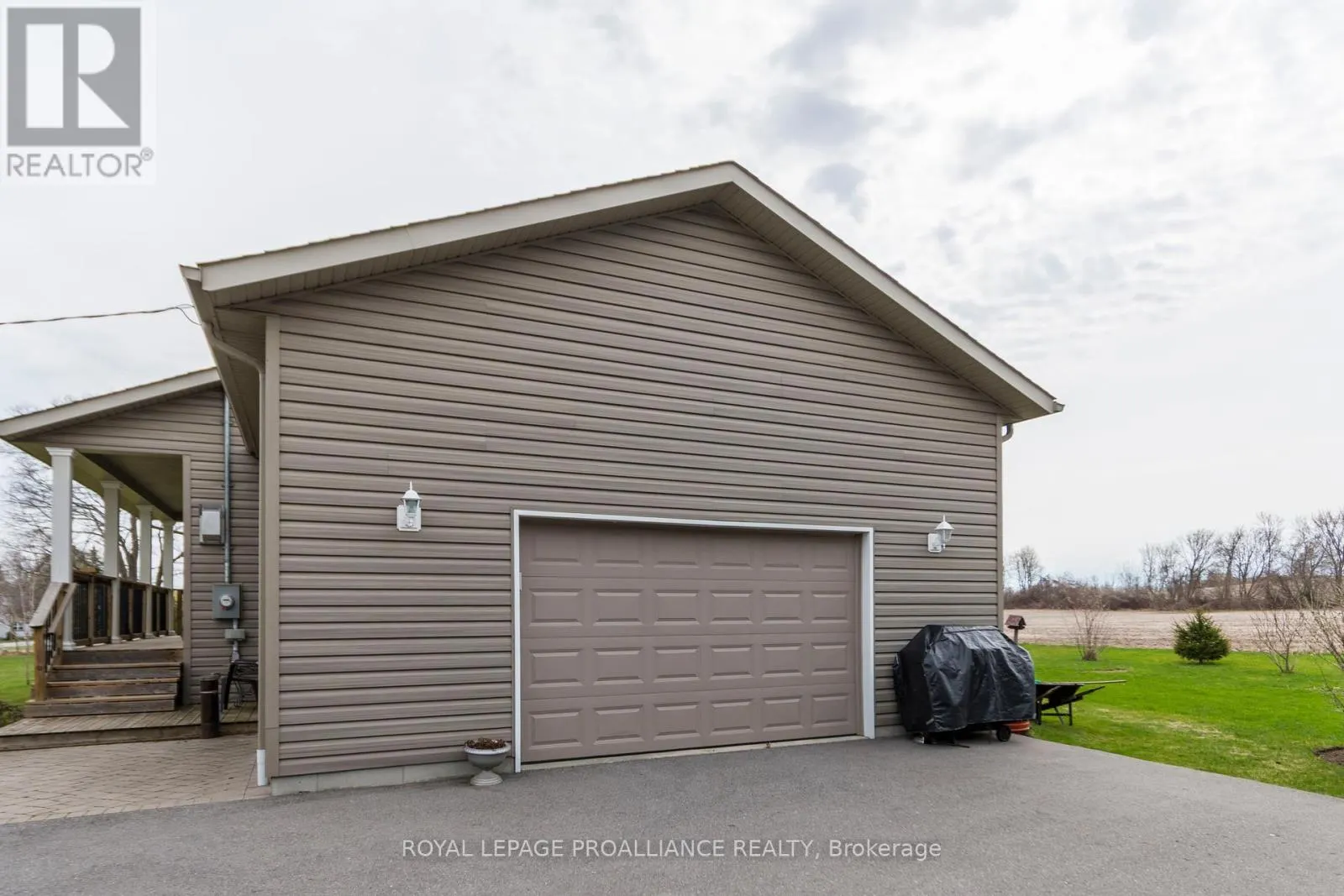 25 CHATTEN ROAD