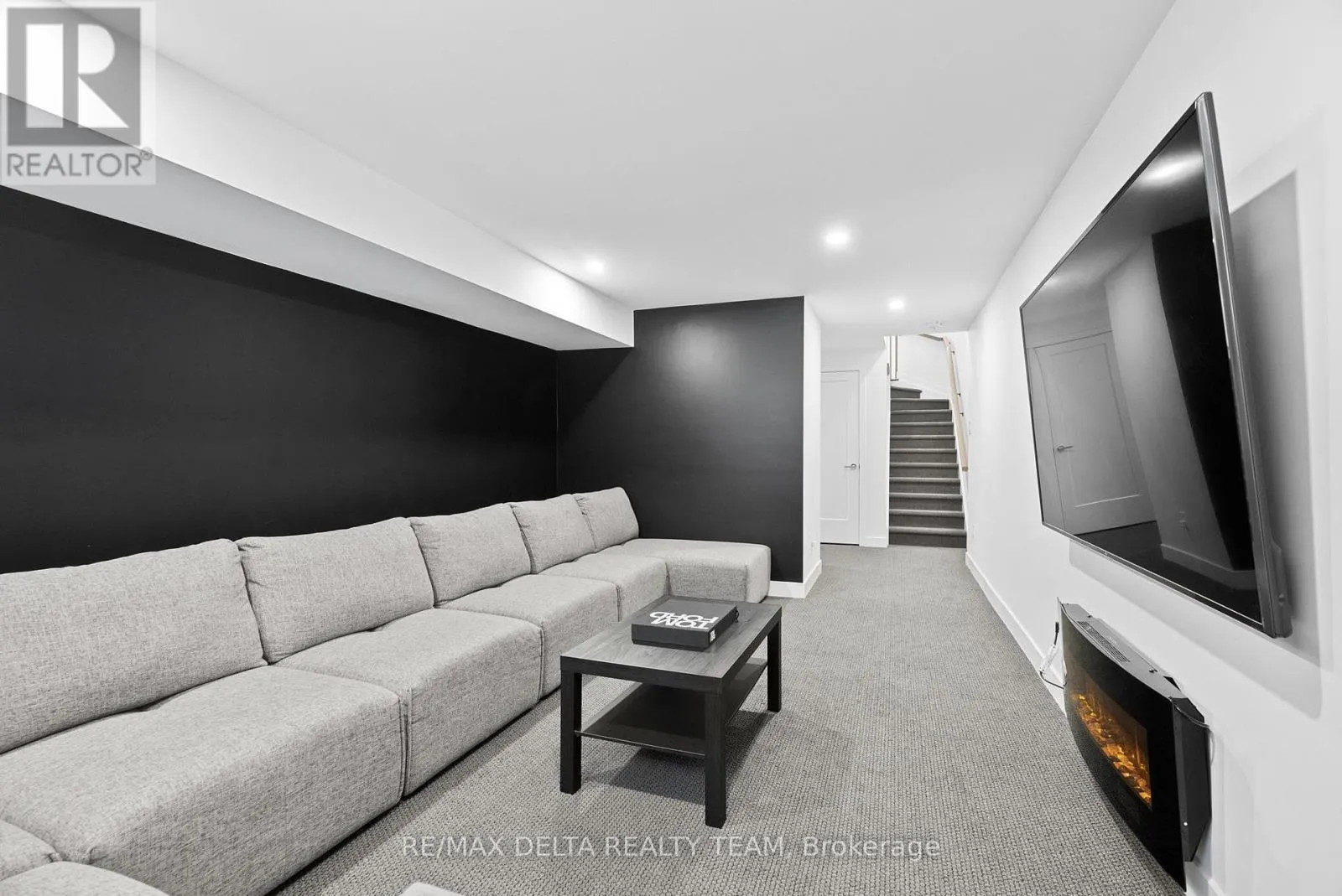 478 TRIDENT MEWS