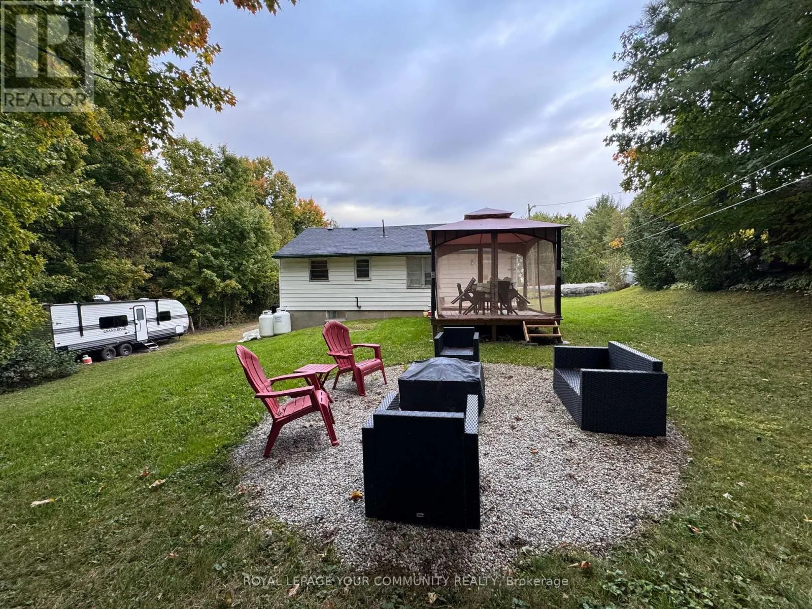 535 COUNTY RD 121 ROAD