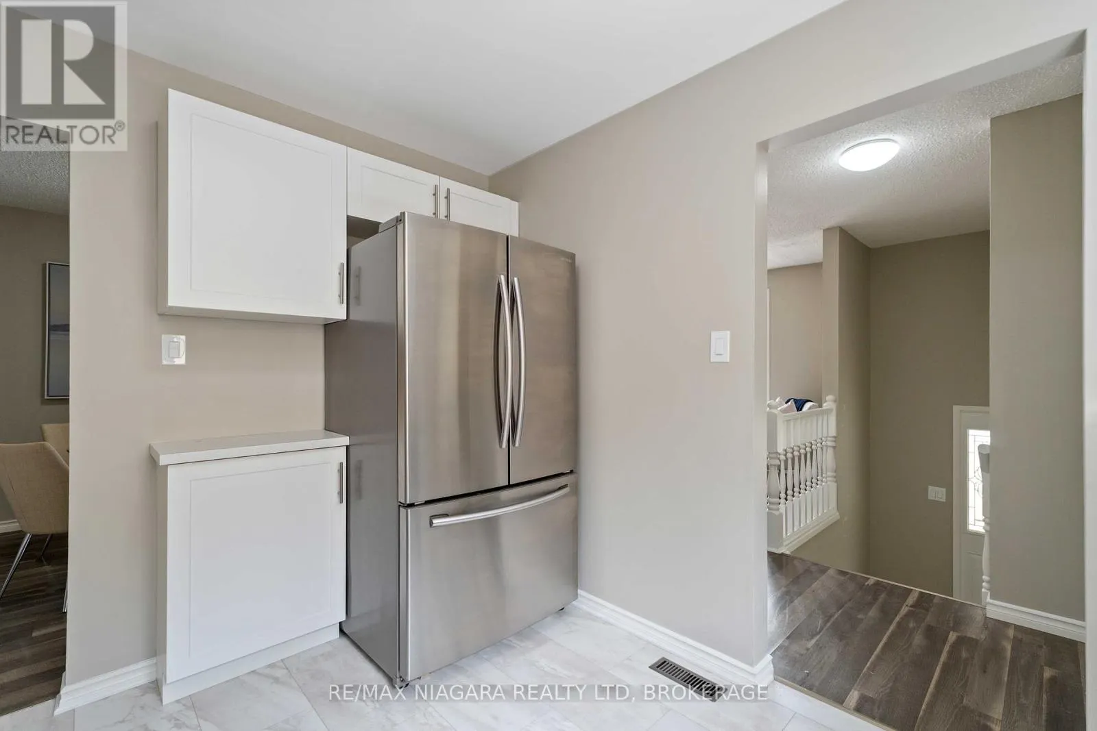 8299 MUNDARE CRESCENT