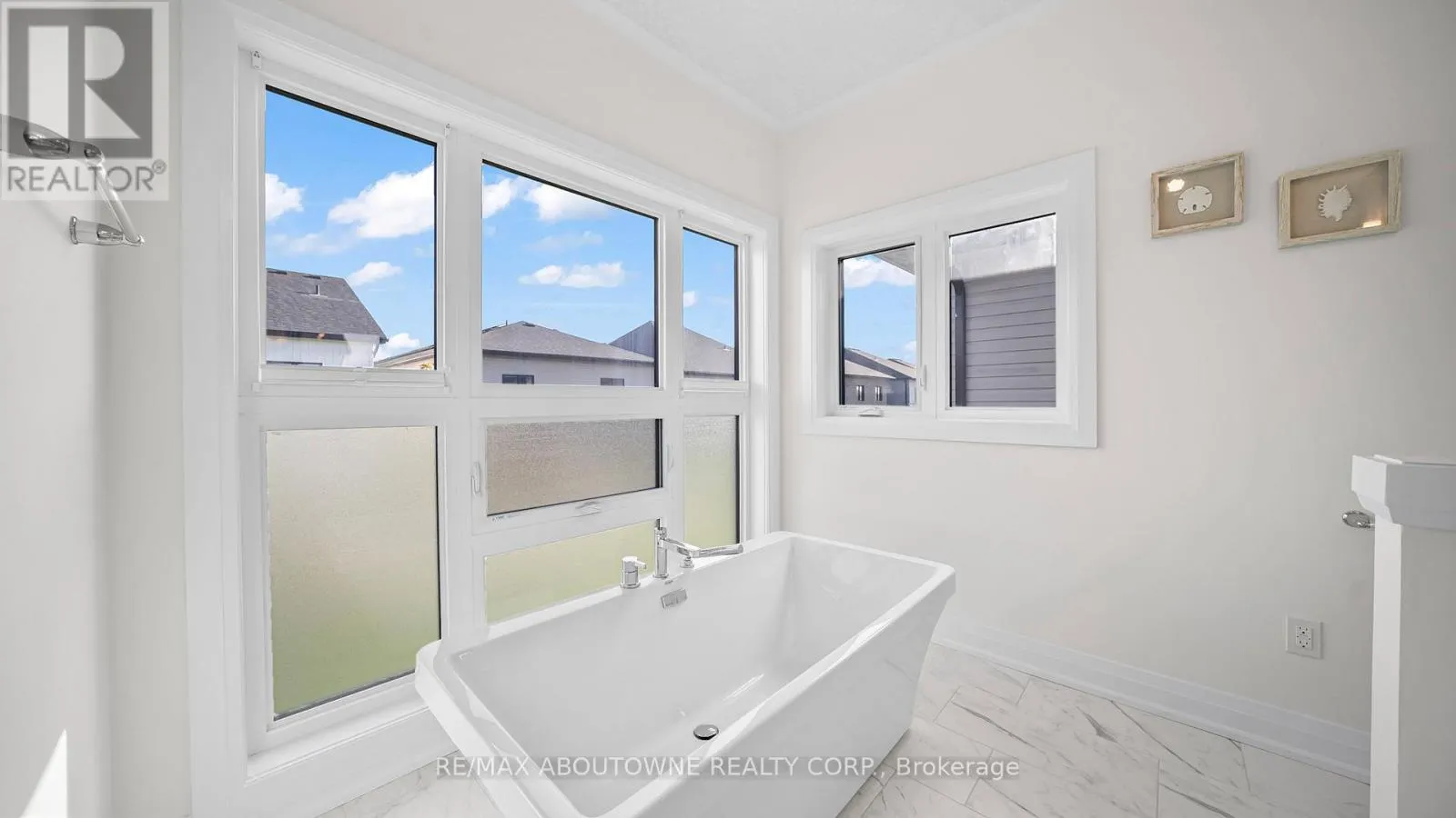 27 JACOB DETWEILLER DRIVE