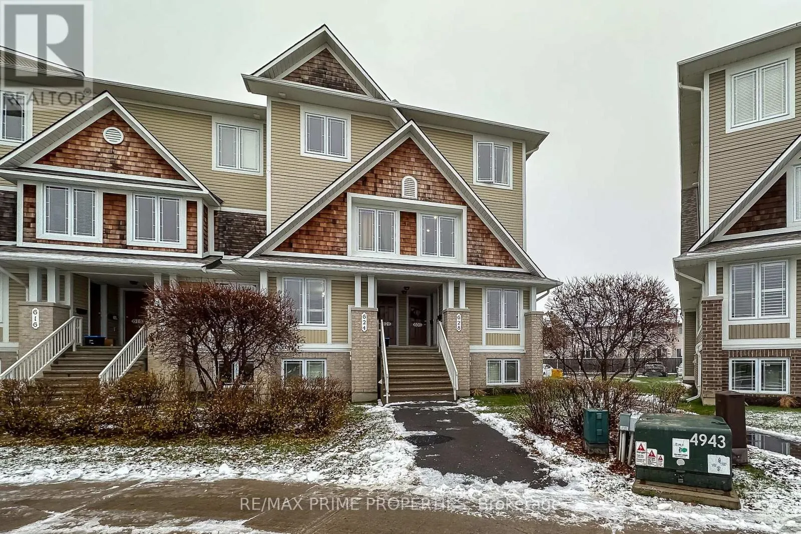 630 LAKERIDGE DRIVE