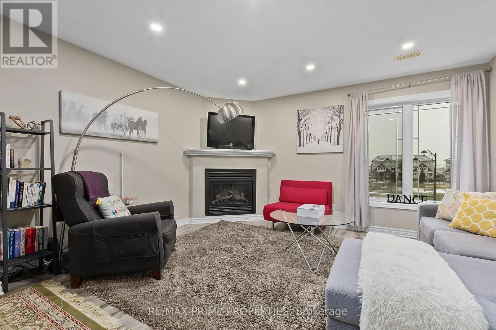 630 LAKERIDGE DRIVE