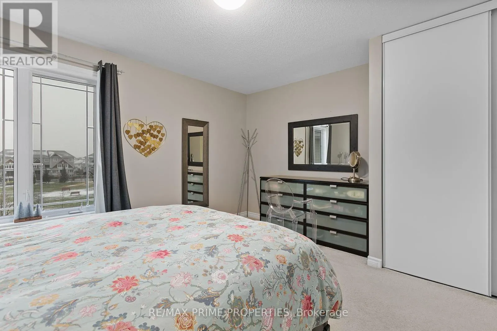 630 LAKERIDGE DRIVE