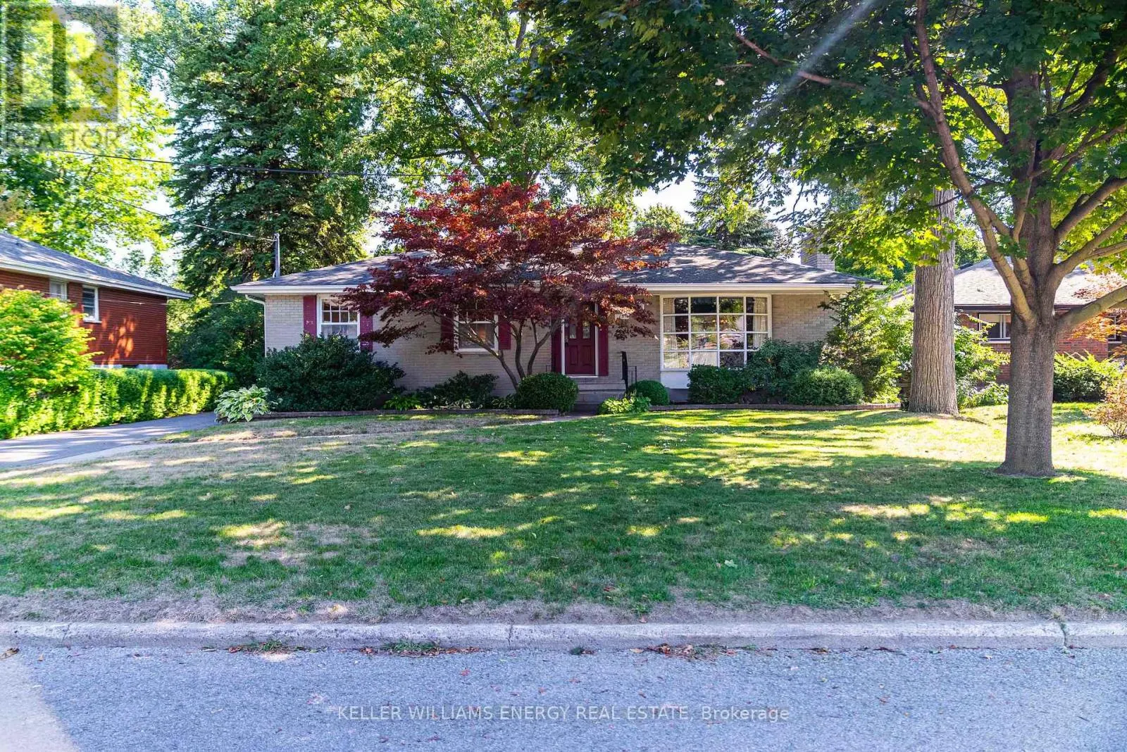 15 SOUTHWOOD CRESCENT
