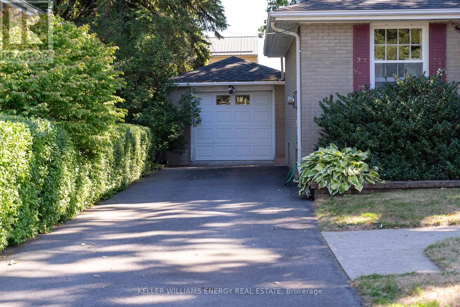 15 SOUTHWOOD CRESCENT