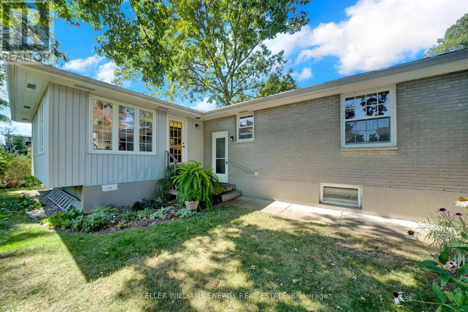 15 SOUTHWOOD CRESCENT