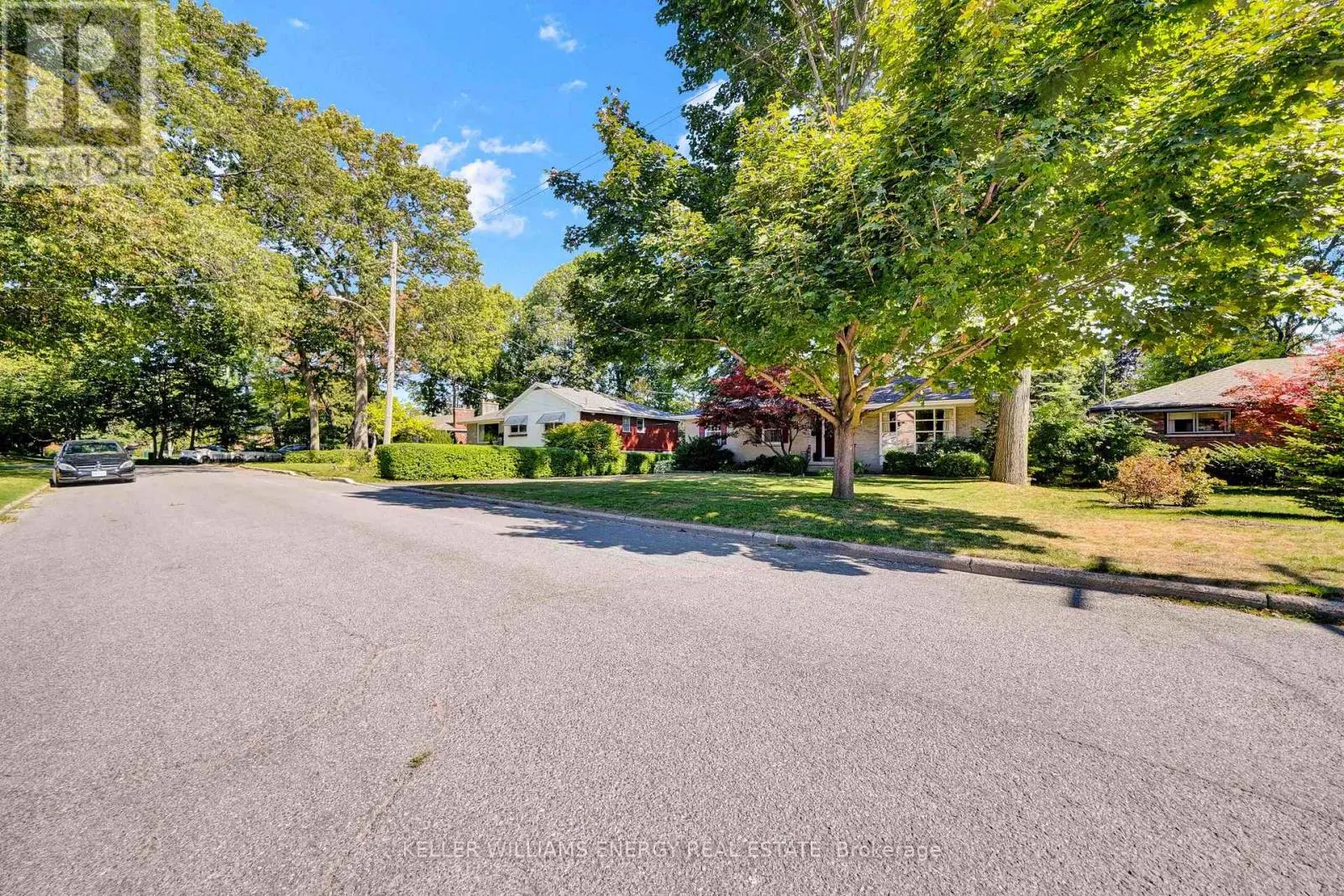 15 SOUTHWOOD CRESCENT
