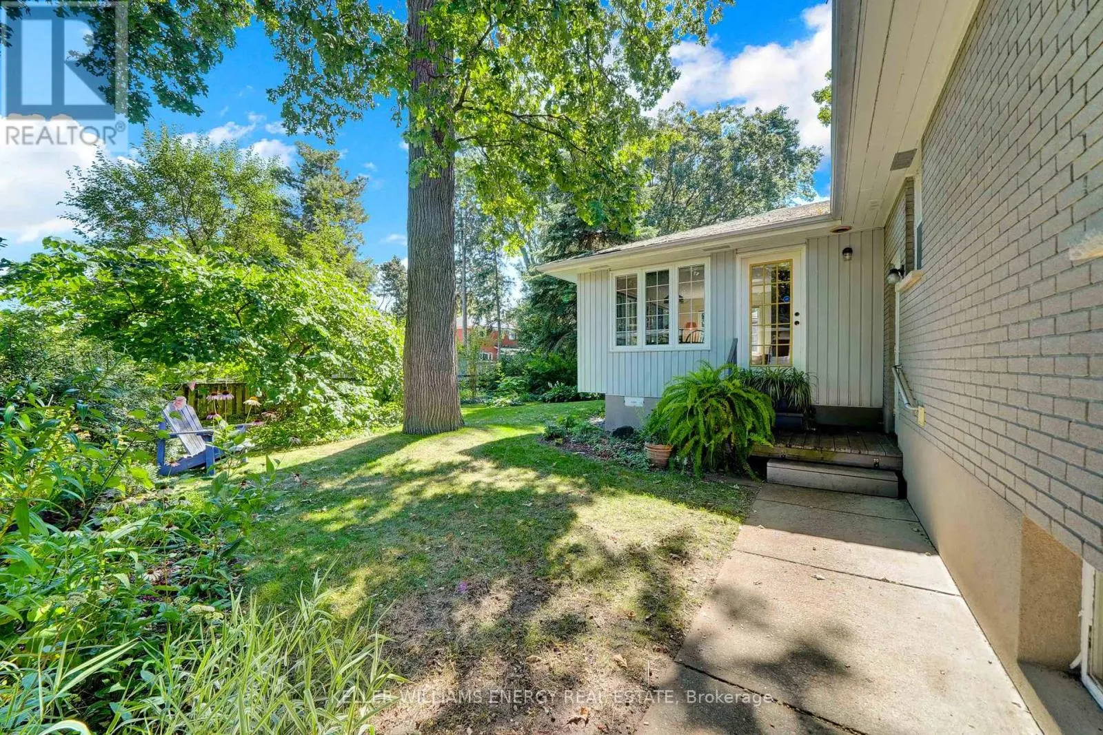 15 SOUTHWOOD CRESCENT