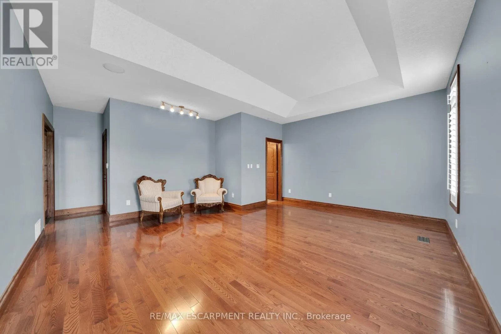 117 CHRISTOPHER DRIVE