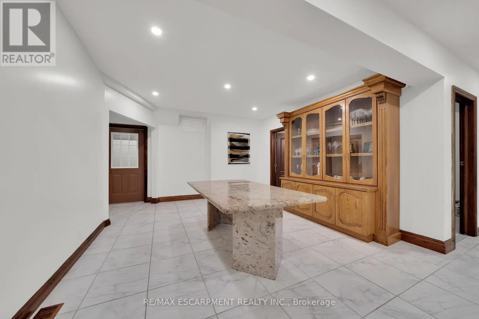 117 CHRISTOPHER DRIVE